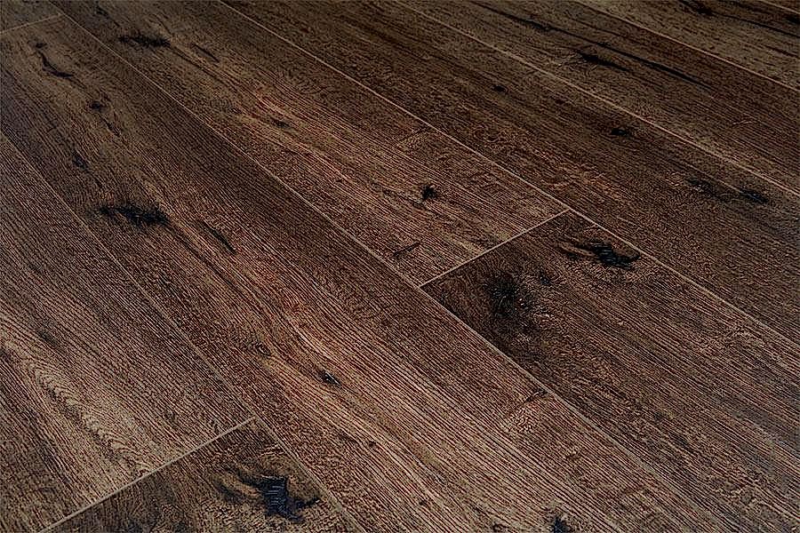 Audacity 12mm Laminate Homestead Oak Built-in Underlay